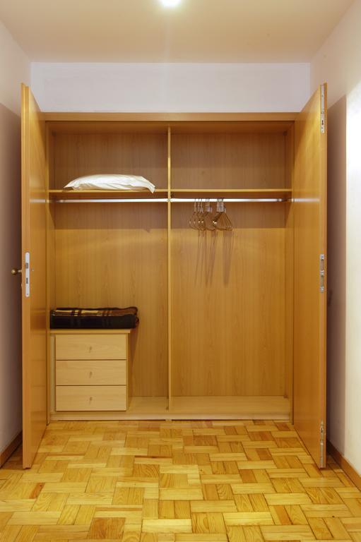 Spru Lisbon Summer Accommodation Rum bild
