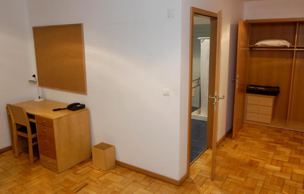 Spru Lisbon Summer Accommodation Rum bild