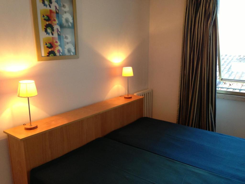 Spru Lisbon Summer Accommodation Rum bild